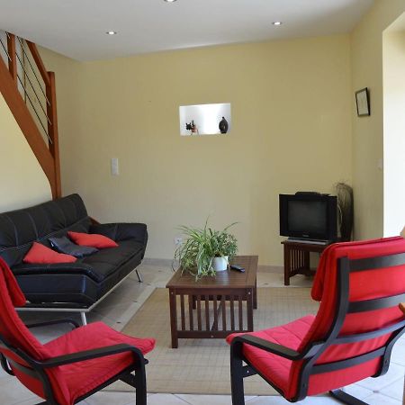 Cosy Chalet With Private Garden In Normandy Isigny-le-Buat Buitenkant foto