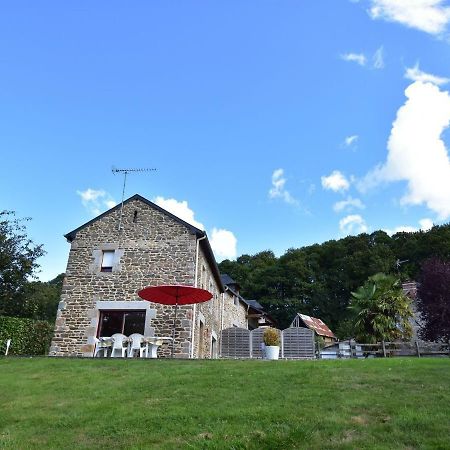 Cosy Chalet With Private Garden In Normandy Isigny-le-Buat Buitenkant foto
