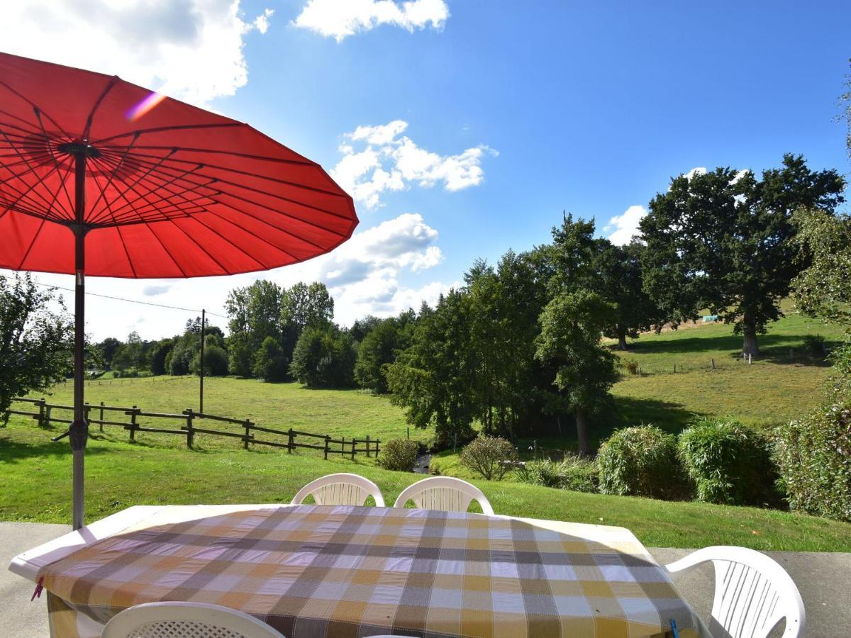 Cosy Chalet With Private Garden In Normandy Isigny-le-Buat Kamer foto