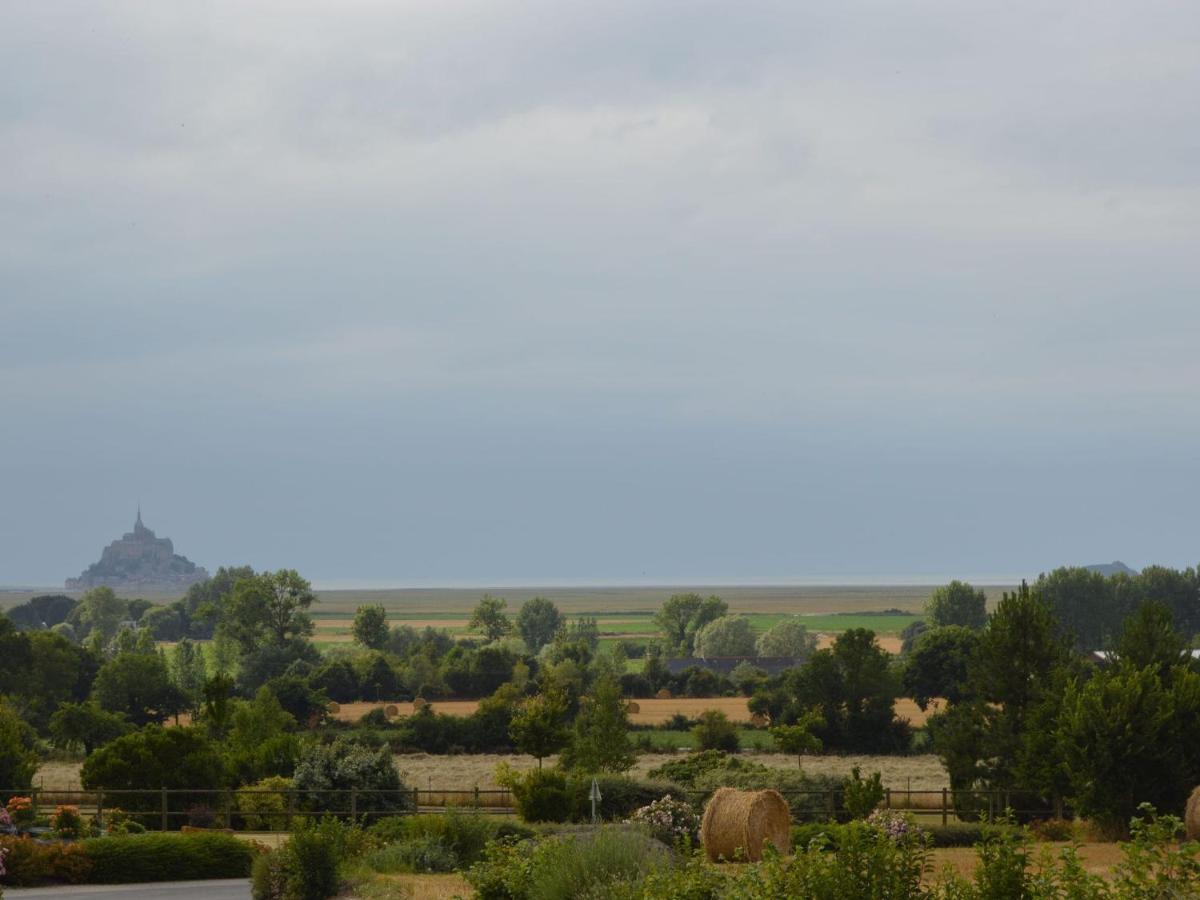 Cosy Chalet With Private Garden In Normandy Isigny-le-Buat Buitenkant foto